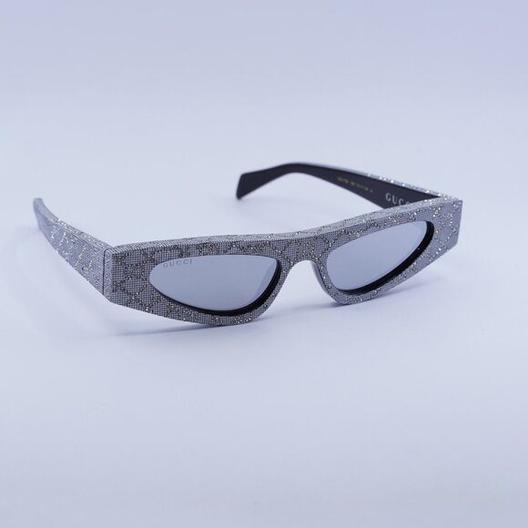 Gucci GG1779S 009 Sunglasses Black with Silver Metal Stud Detail Cat Eye Frame main image 6